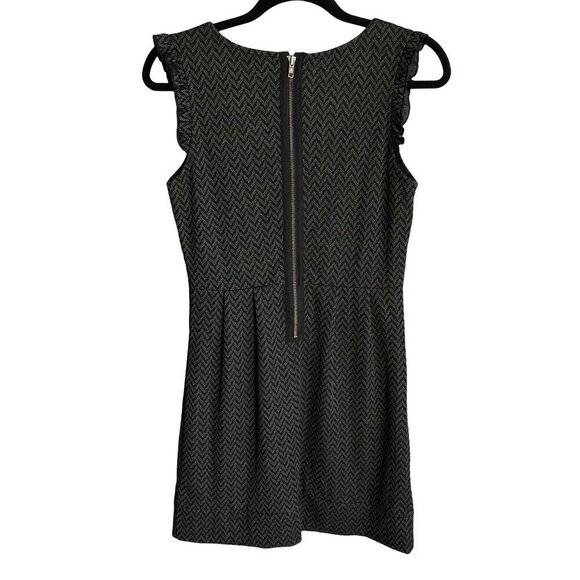 BEBOP NORDSTROM Scoop Neck Dress Ruffled Buttons Zipper Chevron Gray Medium - Picture 2 of 8